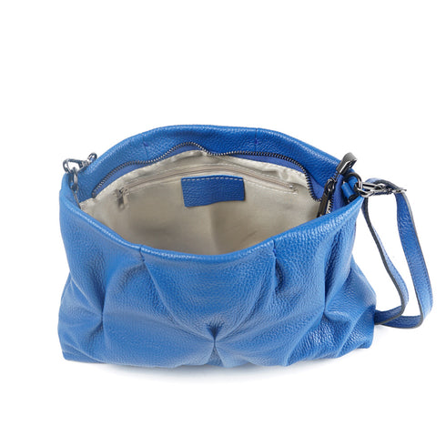 Bolso de bandolera de piel arrugada azul klein Cecilia M